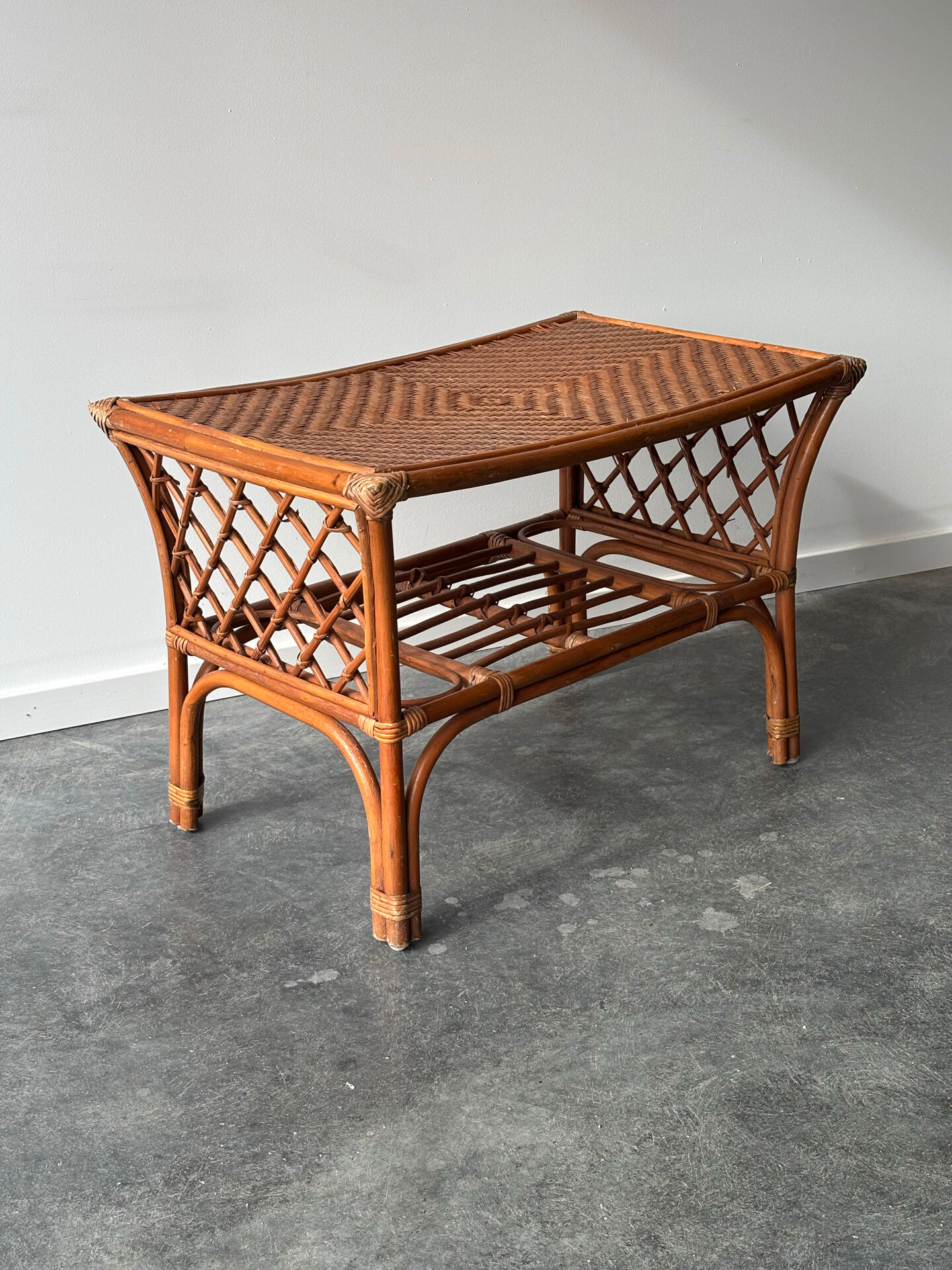 Table basse en rotin – années 1960/70