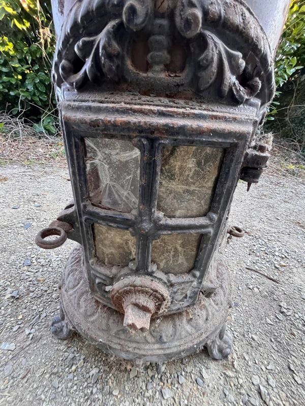 Poêle à bois ancien