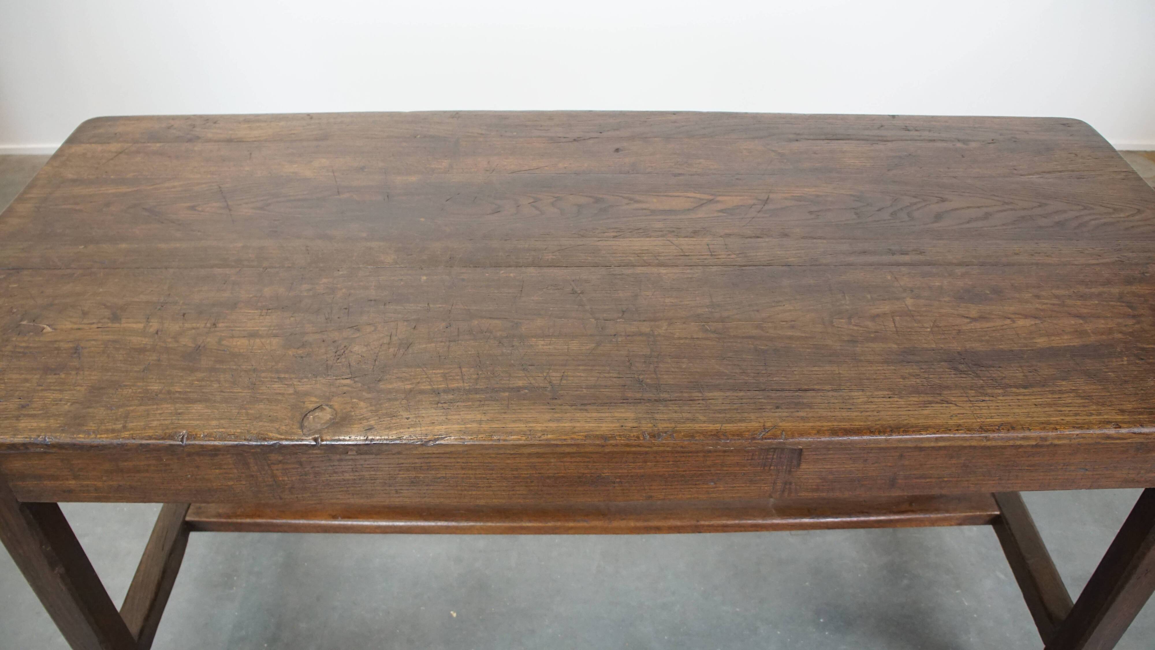 Early 19th-Century French Oak Dining Table with One Drawer