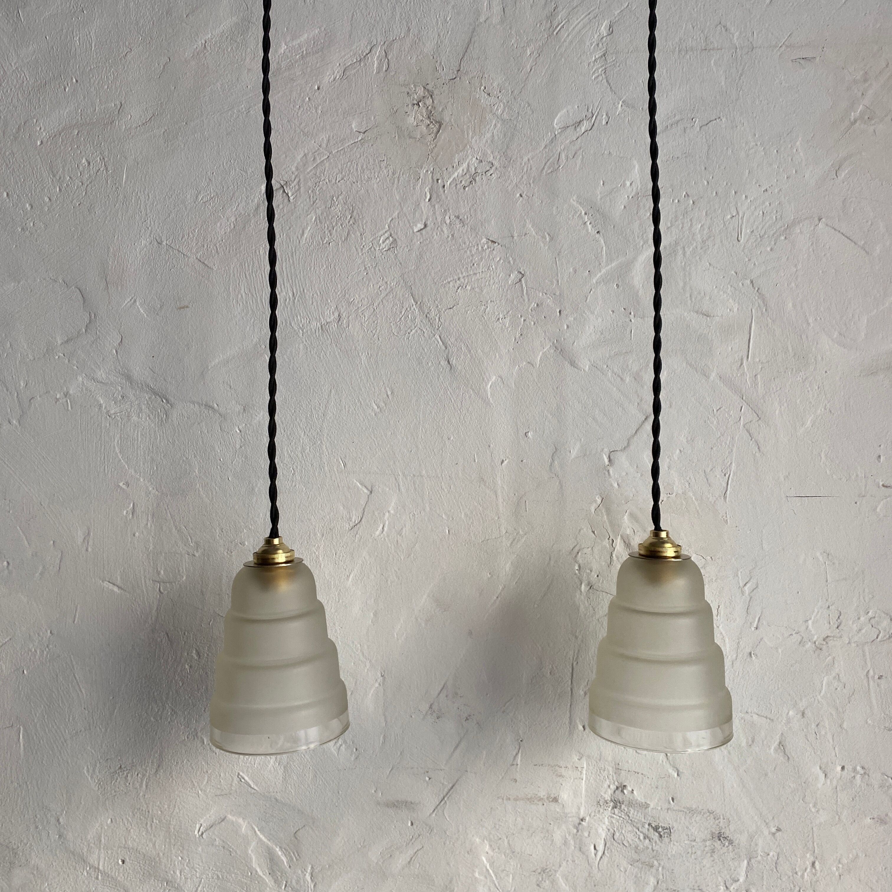Lot 2 art-deco "skyscraper" hanging lamps