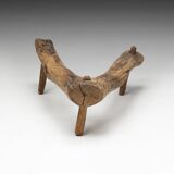 Tabouret tripode primitif Wabi Sabi, France, 18ème siècle