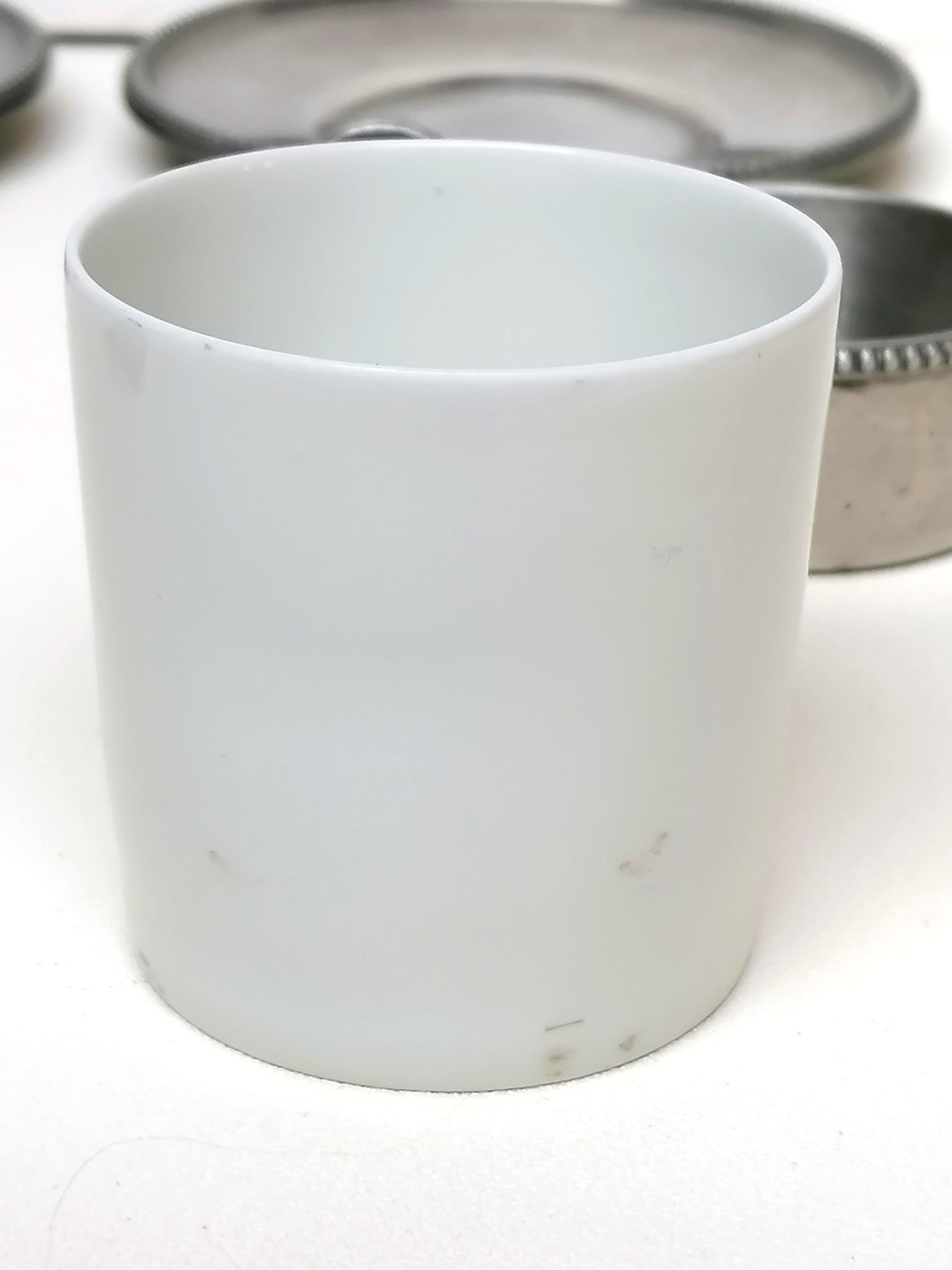 Set of 2 cups