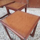 Tables gigognes en teck