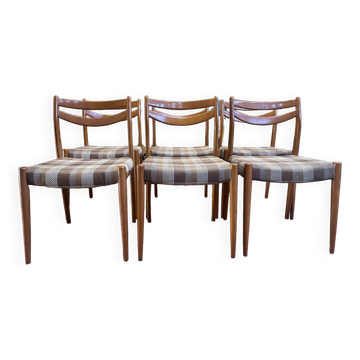 Suite of 6 Scandinavian style chairs