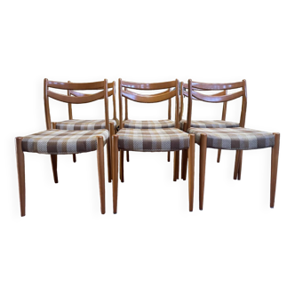 Suite of 6 Scandinavian style chairs