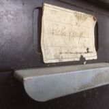 Brown vintage clamshell furniture