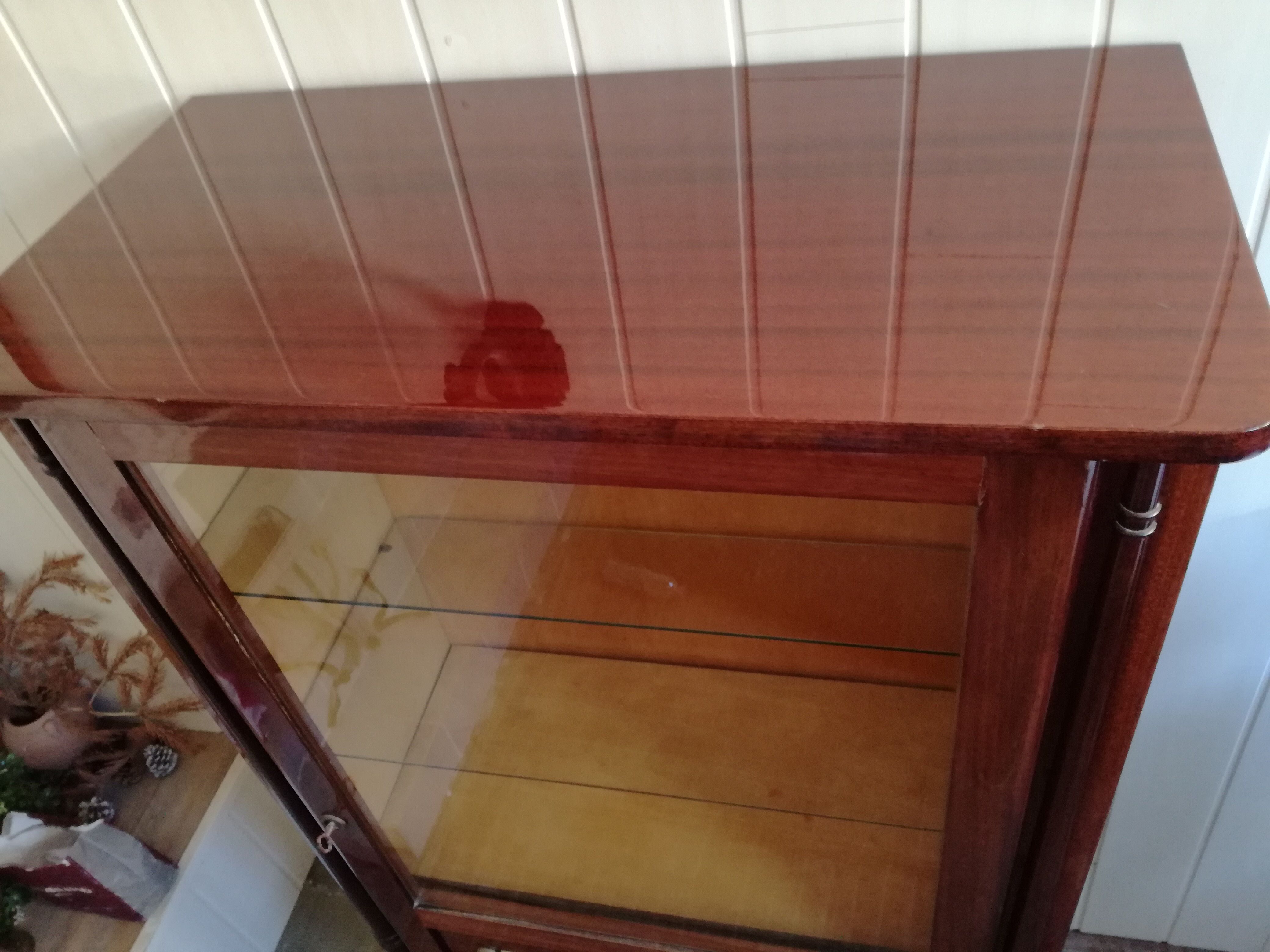 Showcase Louis XVI style mahogany