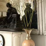 2 alabaster soliflores