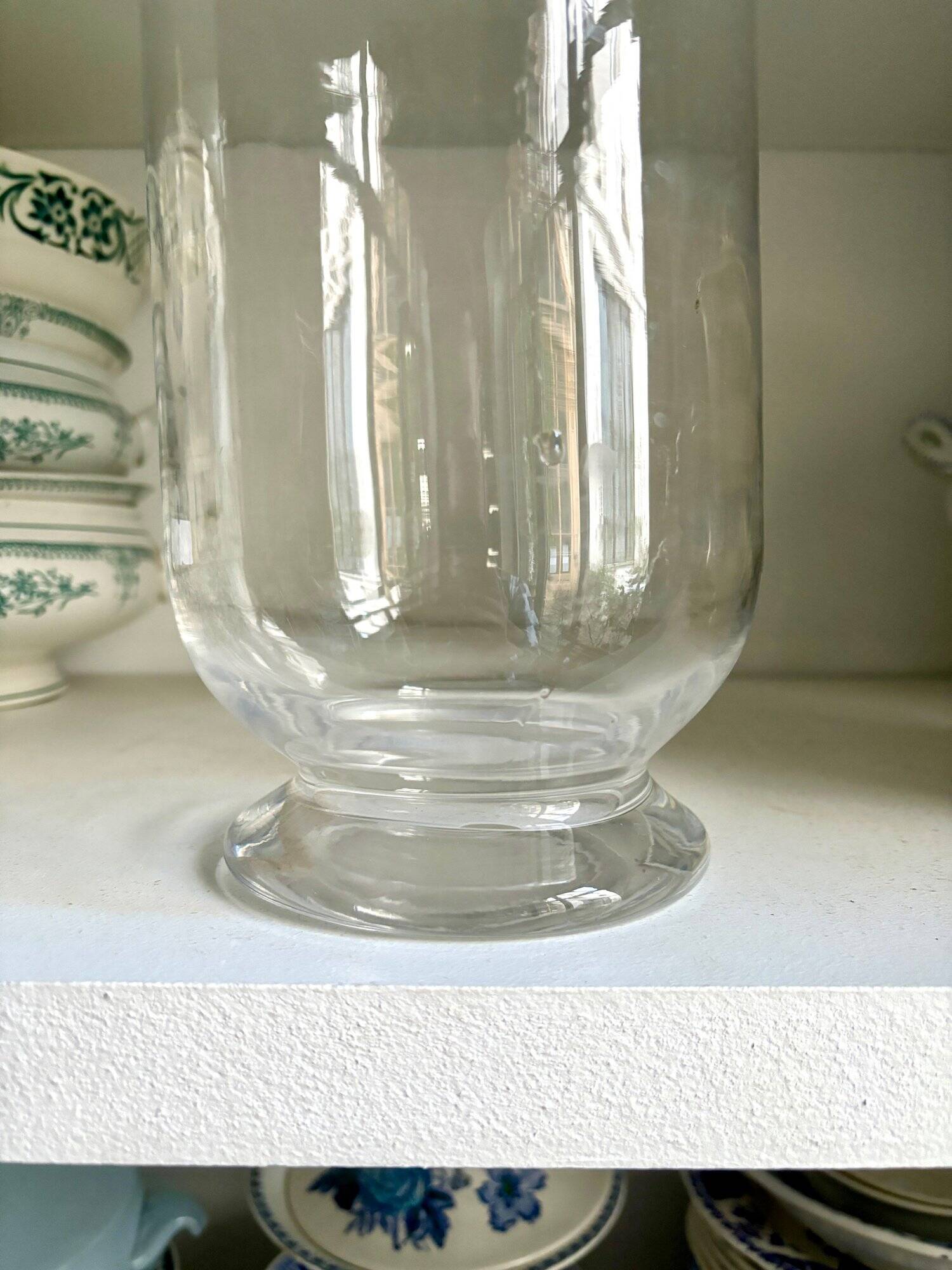 Clear glass vase