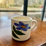 Marais pottery cup