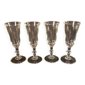 4 Luminarc stemmed glasses