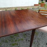 Table et chaises palissandre