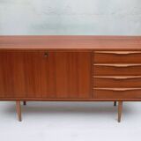 1960s sideboard in walnut with 4 drawers