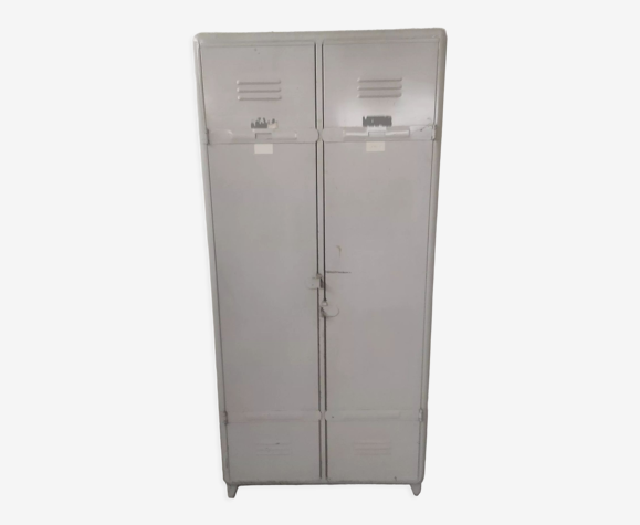 Ancien vestiaire industriel vintage armoire penderie 2 portes 2 casiers arrondis