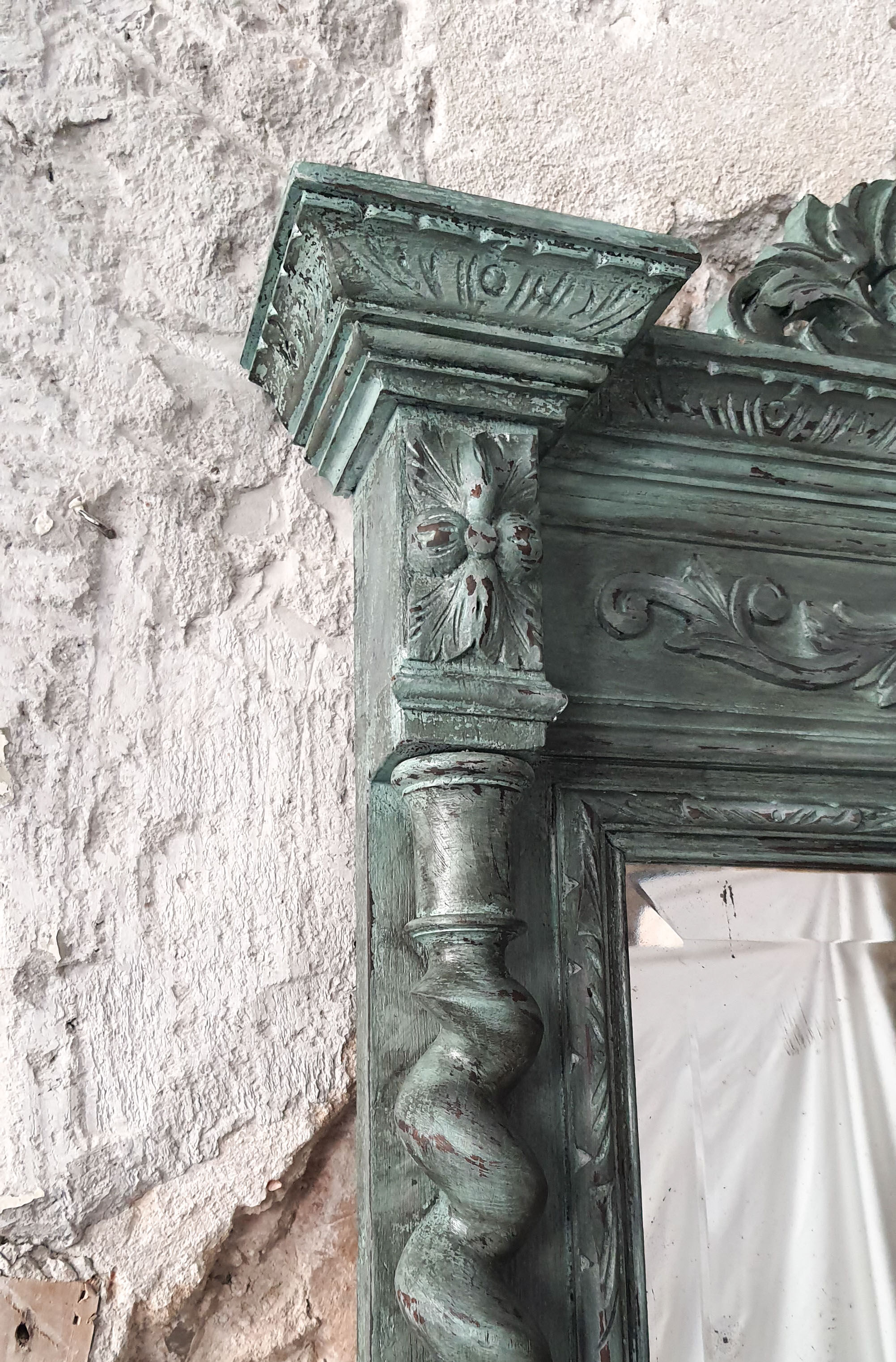 Miroir Louis XIII Shabby Chic patiné 166cm