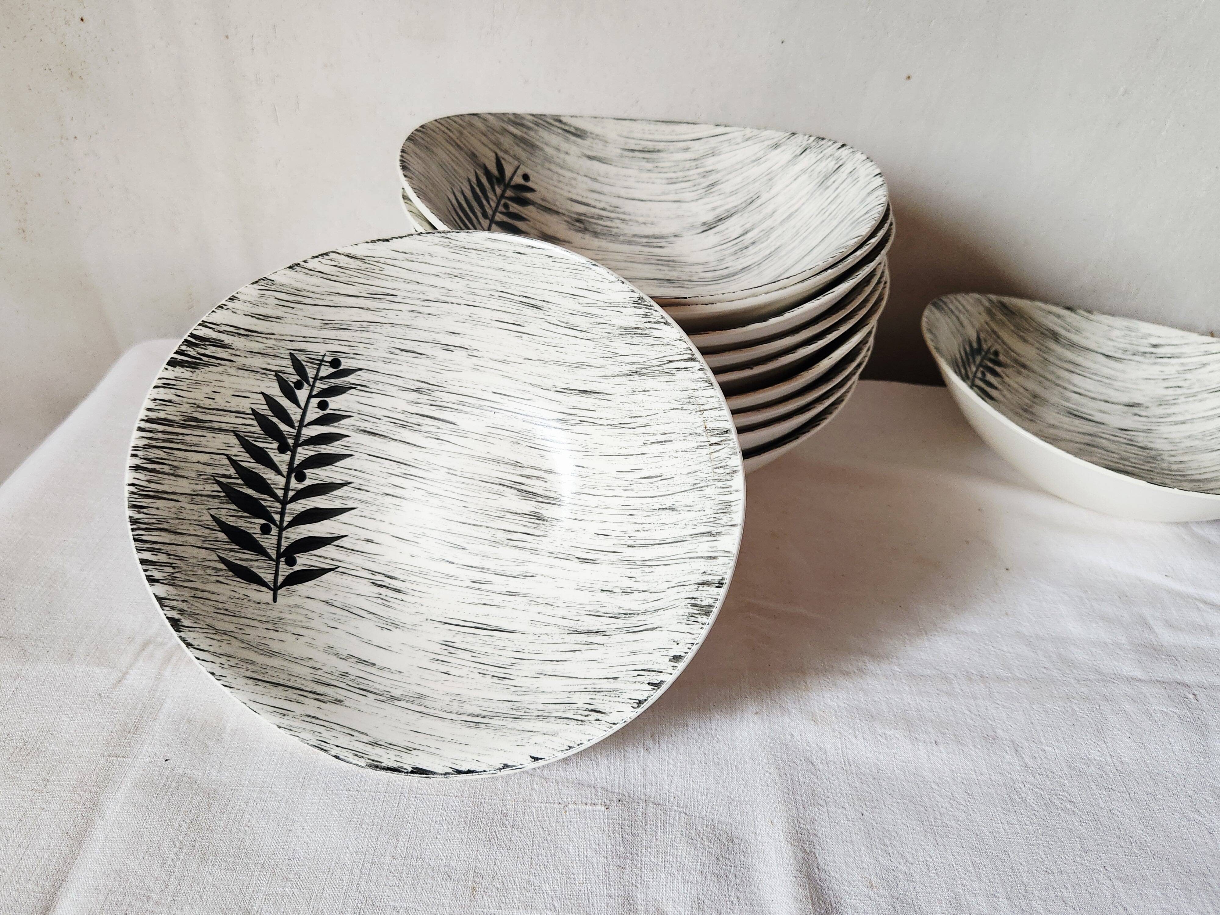 Vintage french 1960s stalins toledo - toledo dessert bowls black olive leaf