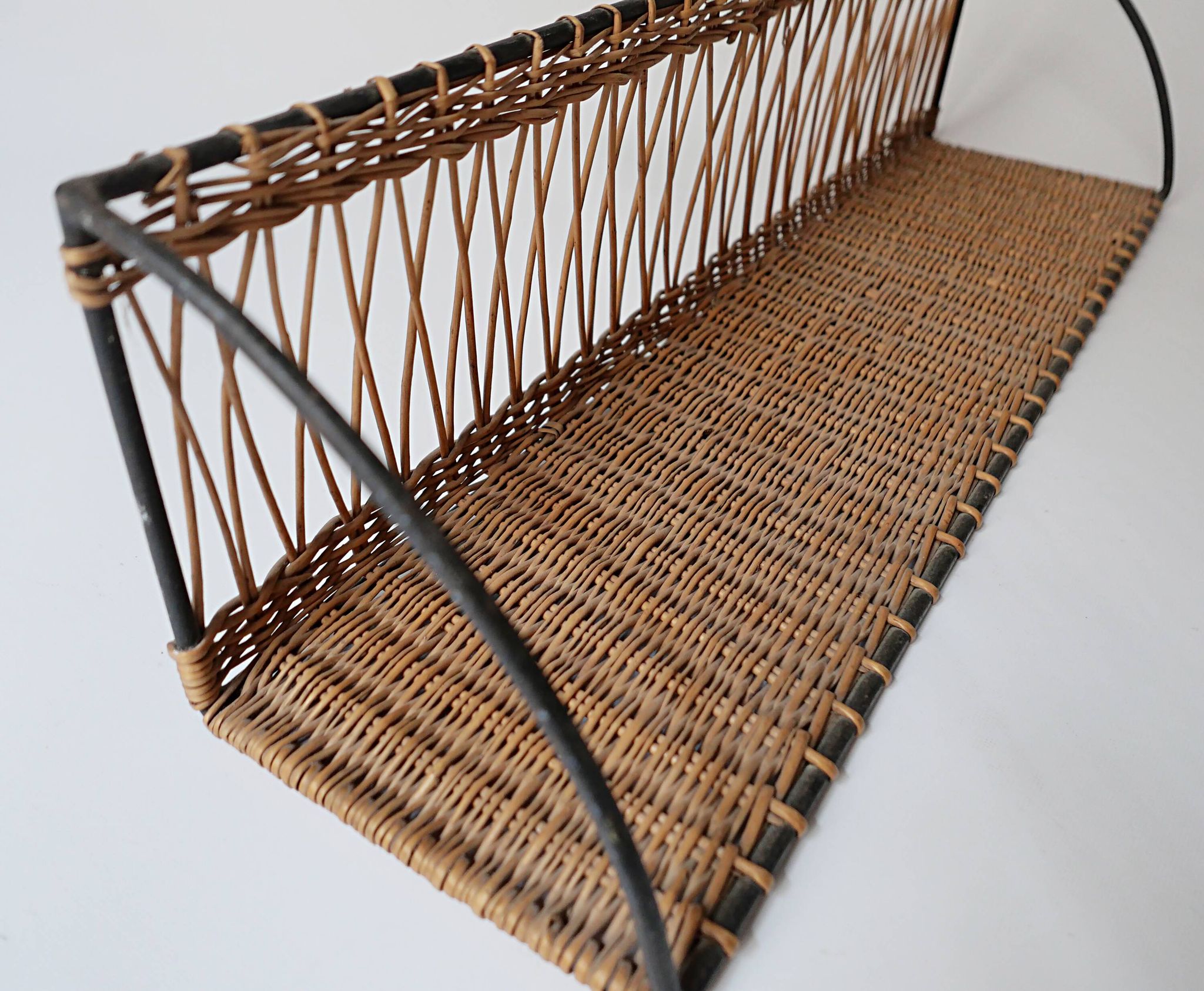 Vintage metal and wicker wall shelf, 1950s-1970s design, Mategot