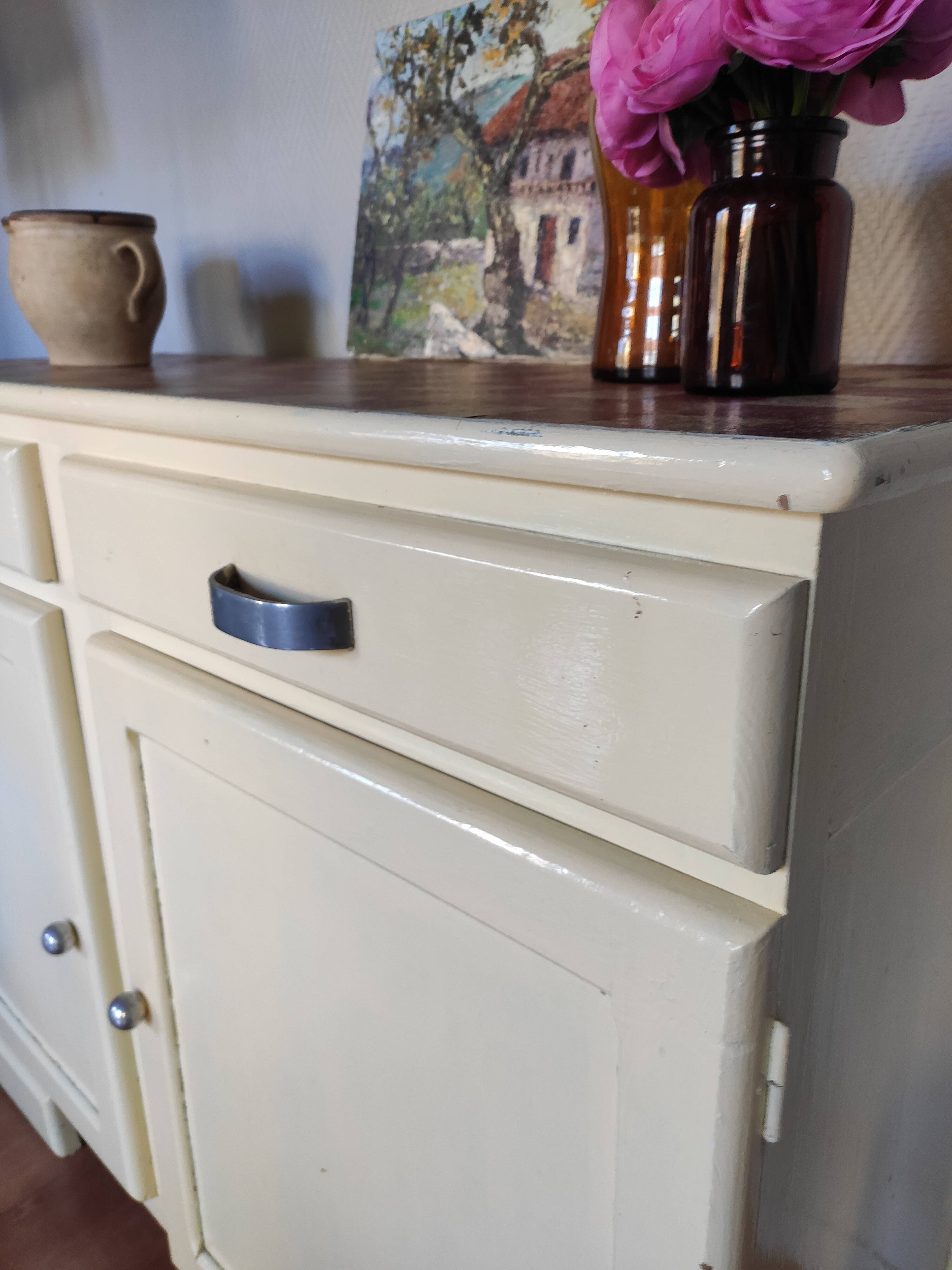 Parisian buffet Mado