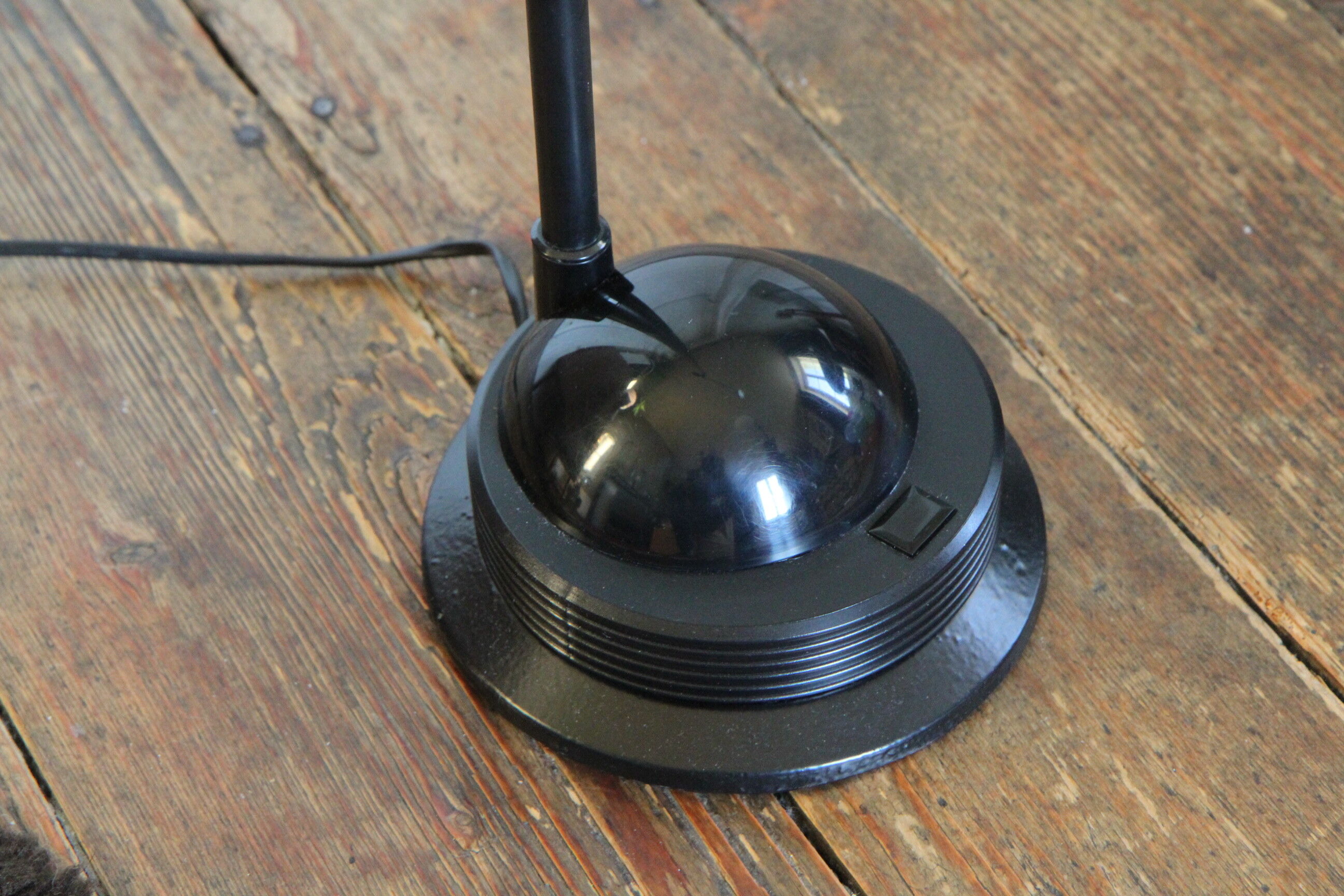 Articulated projector height 150