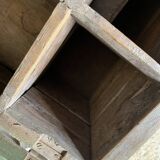 Small Indian chest, with two levels and several compartments, unique piece