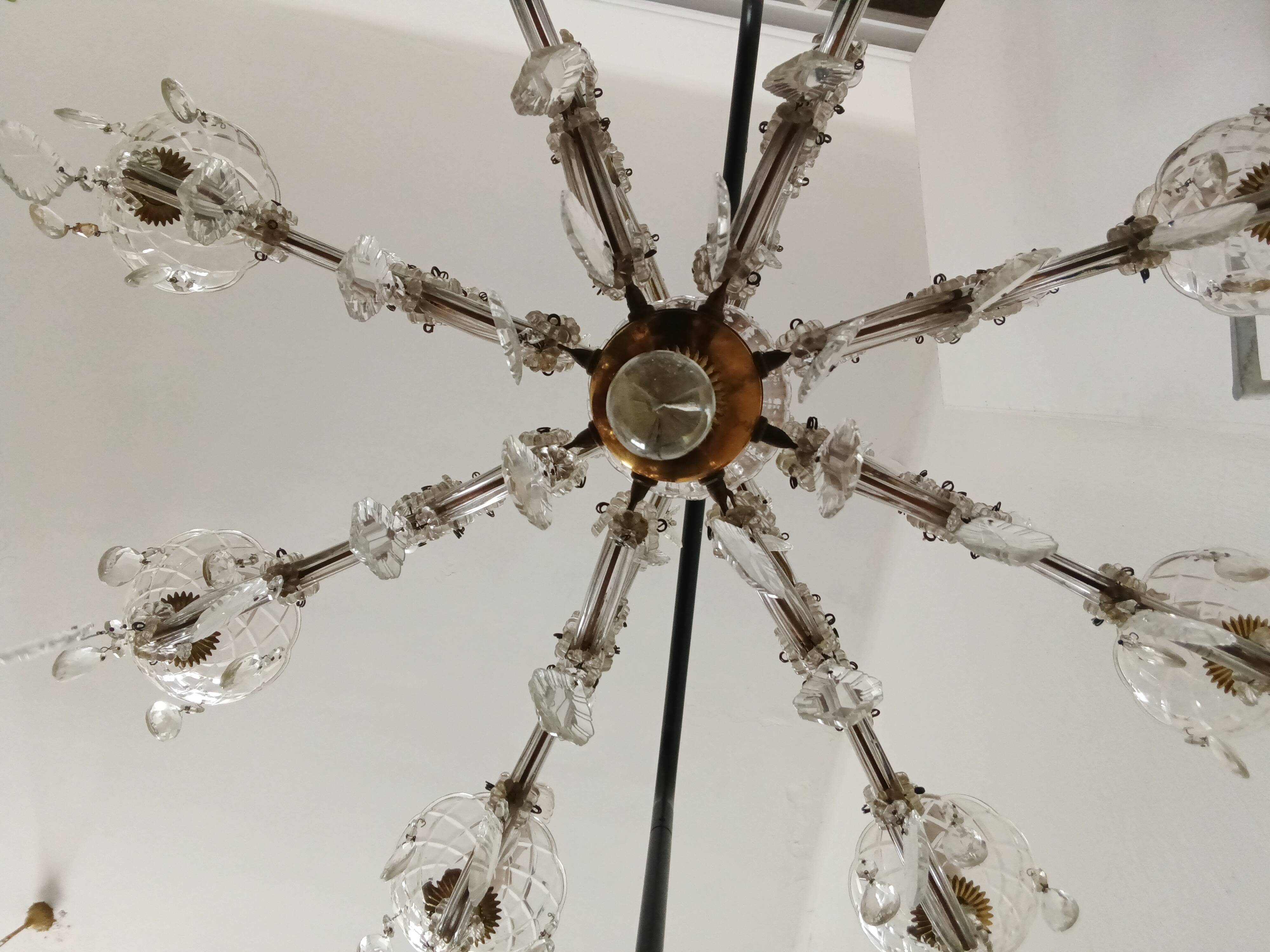 Glass pendant chandelier