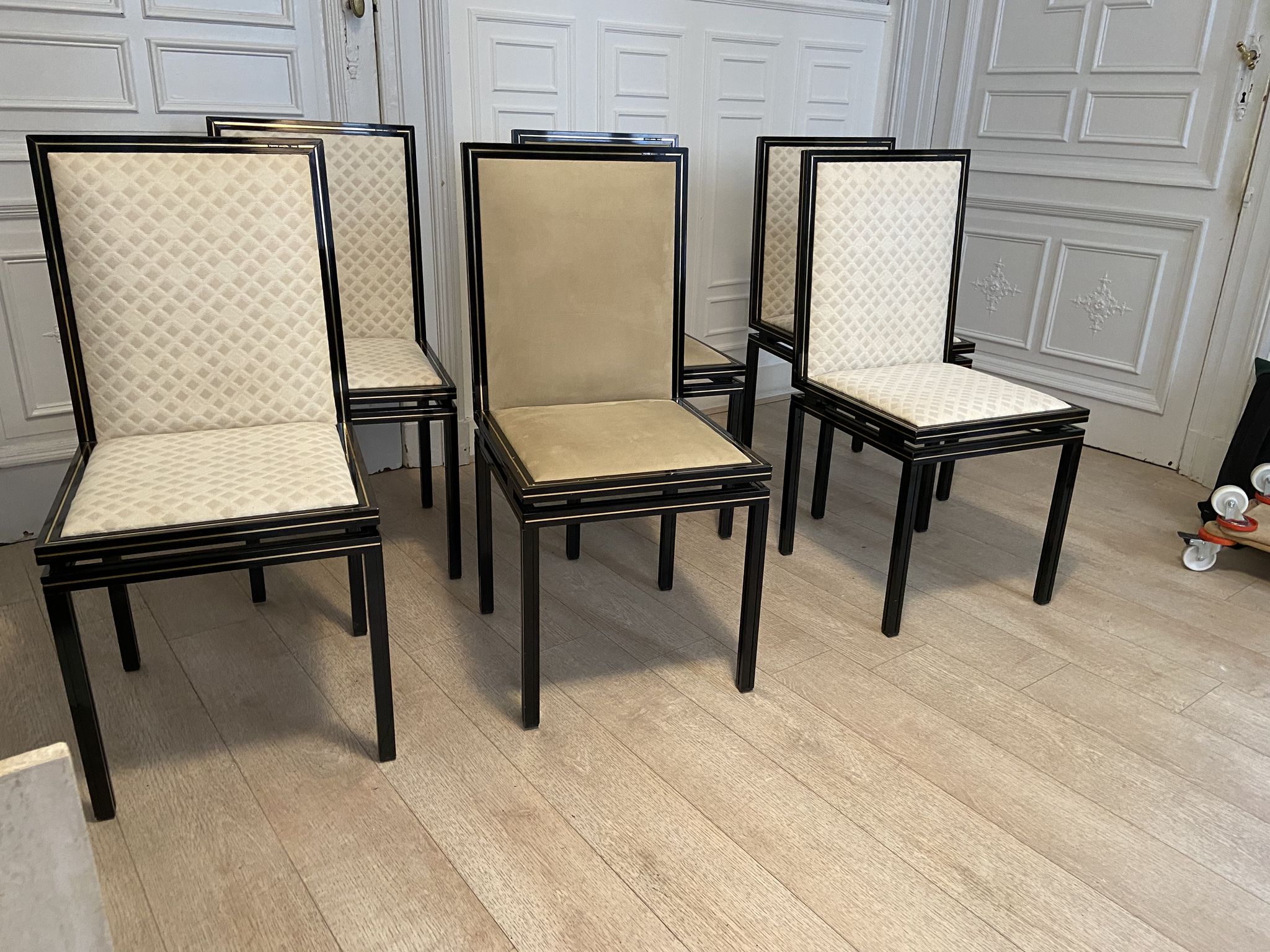 6 chairs Pierre Vandel, Paris, 1970s