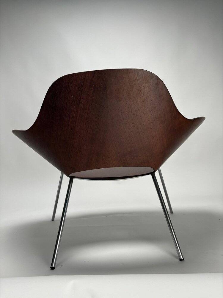 Large Largo Chair in Curved Walnut from Emmemobili, Italy, 1970s
