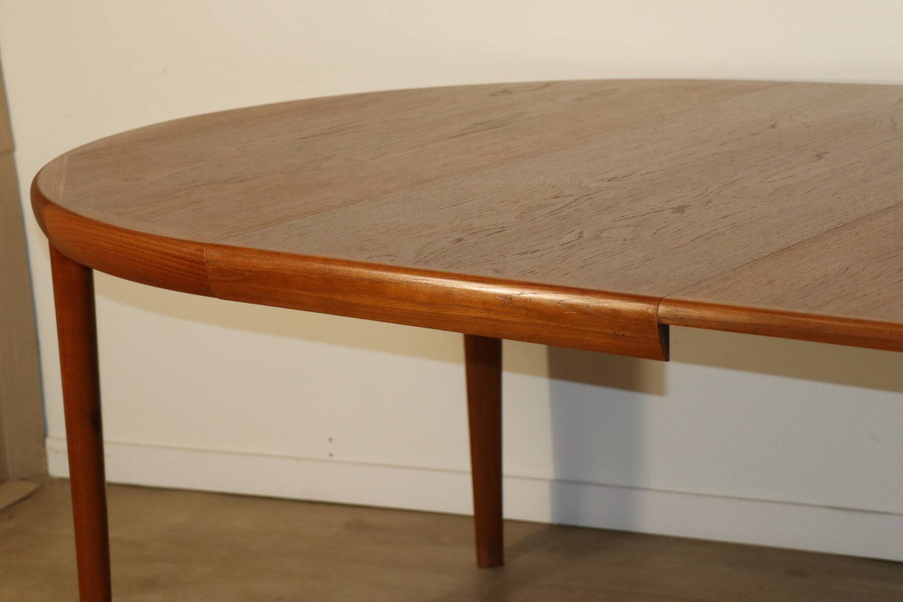 VV Mobler Spottrup Scandinavian extendable teak table, 1960