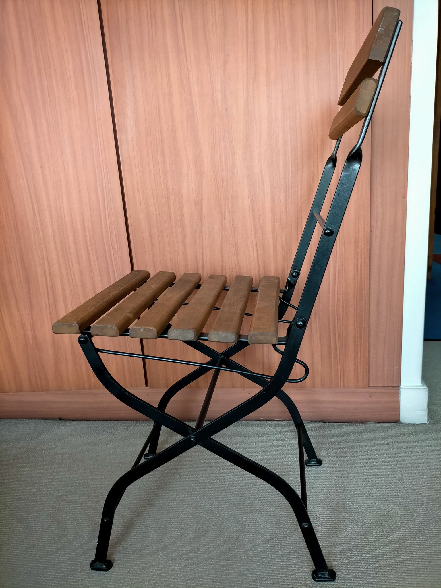 Foldable chair