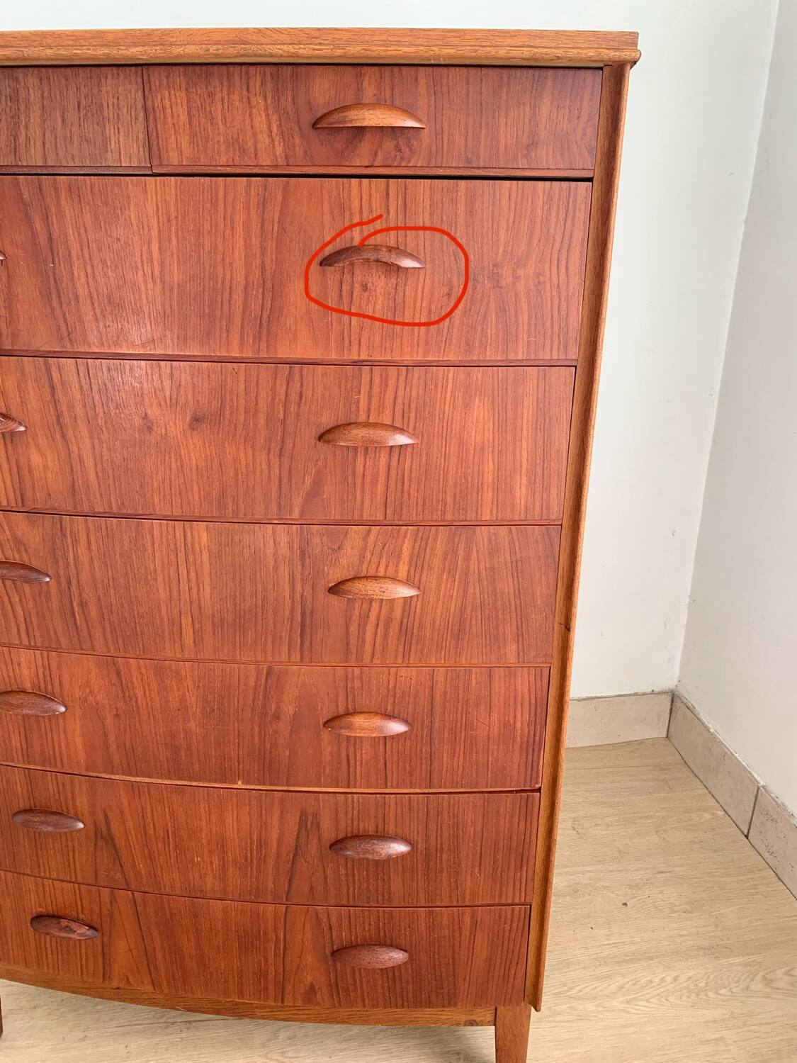Danish 8-drawer chest of drawers in teak