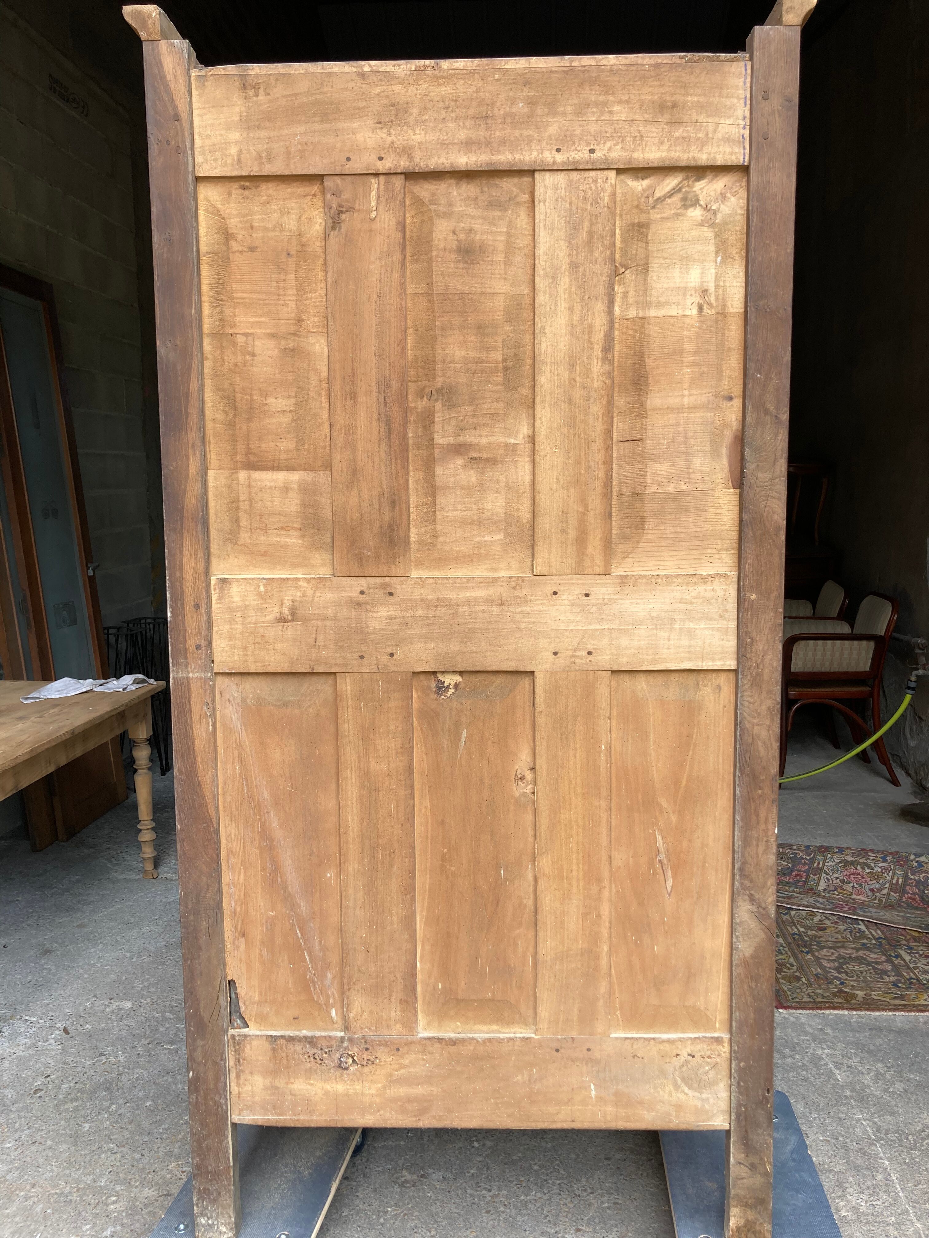 Wardrobe Parisian aero cupboard erased