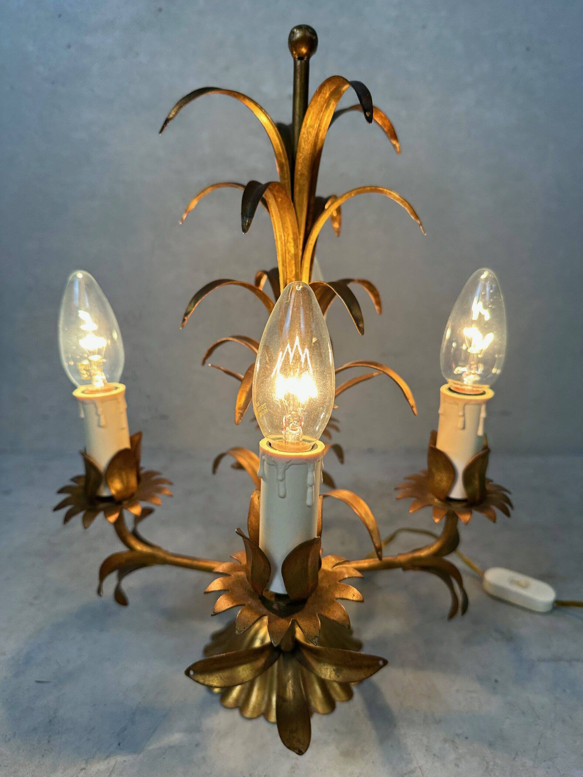Vintage palm table lamp – Hollywood Regency