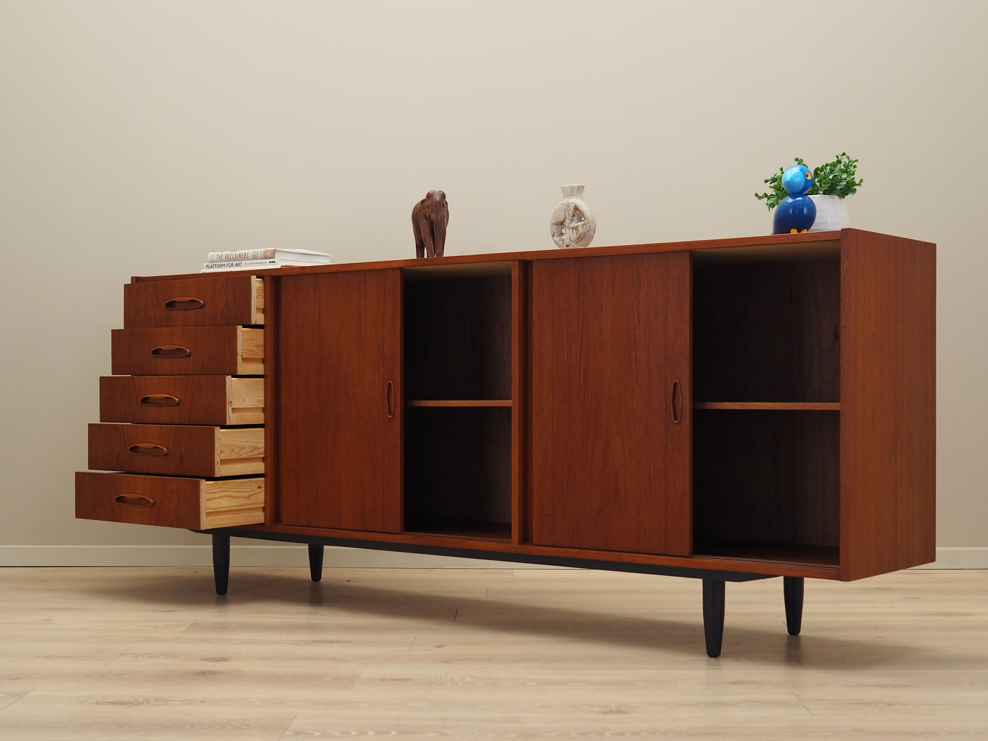 Teak sideboard, Danish design, 1970s, production: Denmark