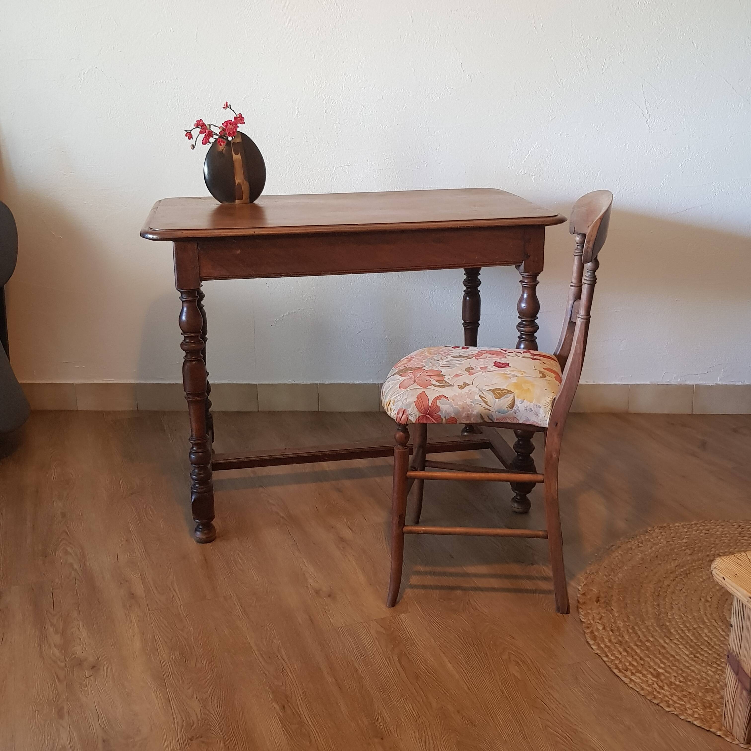 Antique rectangular table