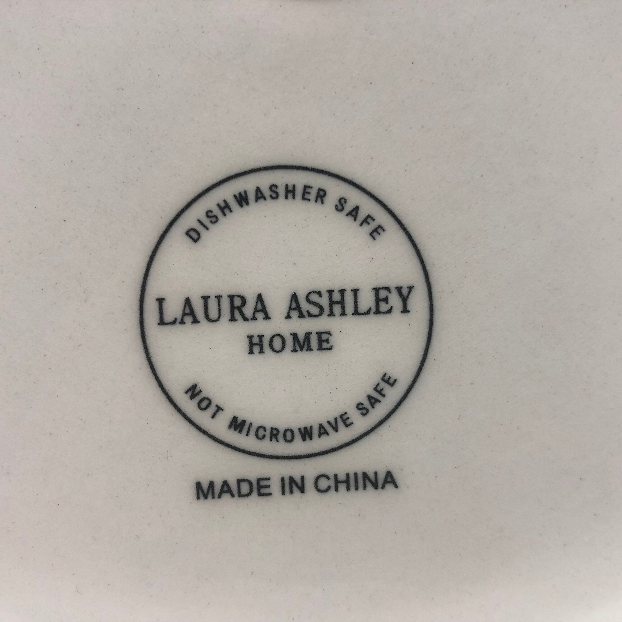 Laura Ashley, cake stand.