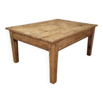 Table basse de ferme