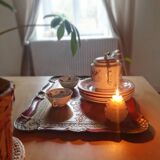 Venetian red and gold plateau