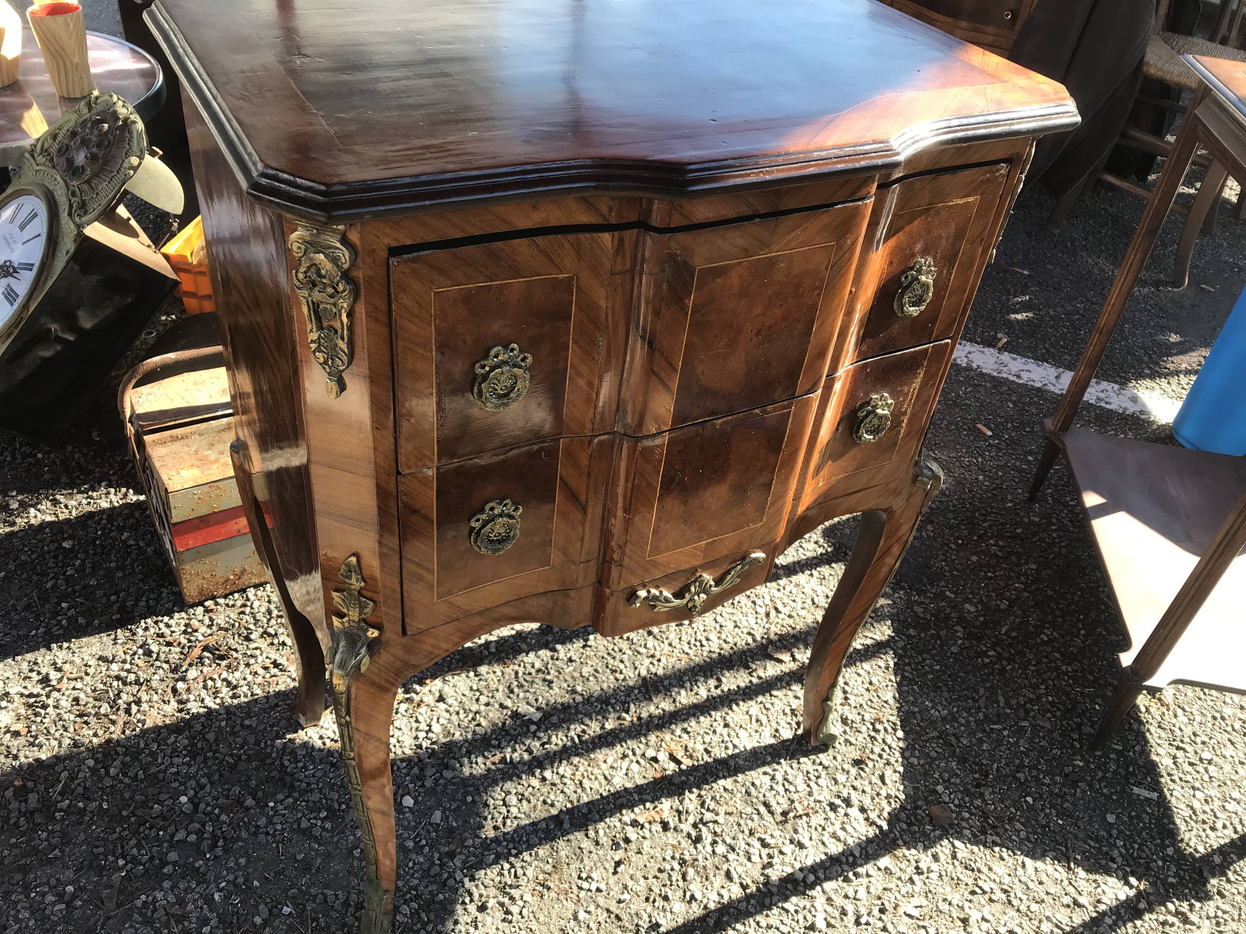 Napoleon III chest of drawers