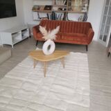 Tapis Berbère Béni Ouarain uni blanc à motifs lignes géométriques incrustés en laine