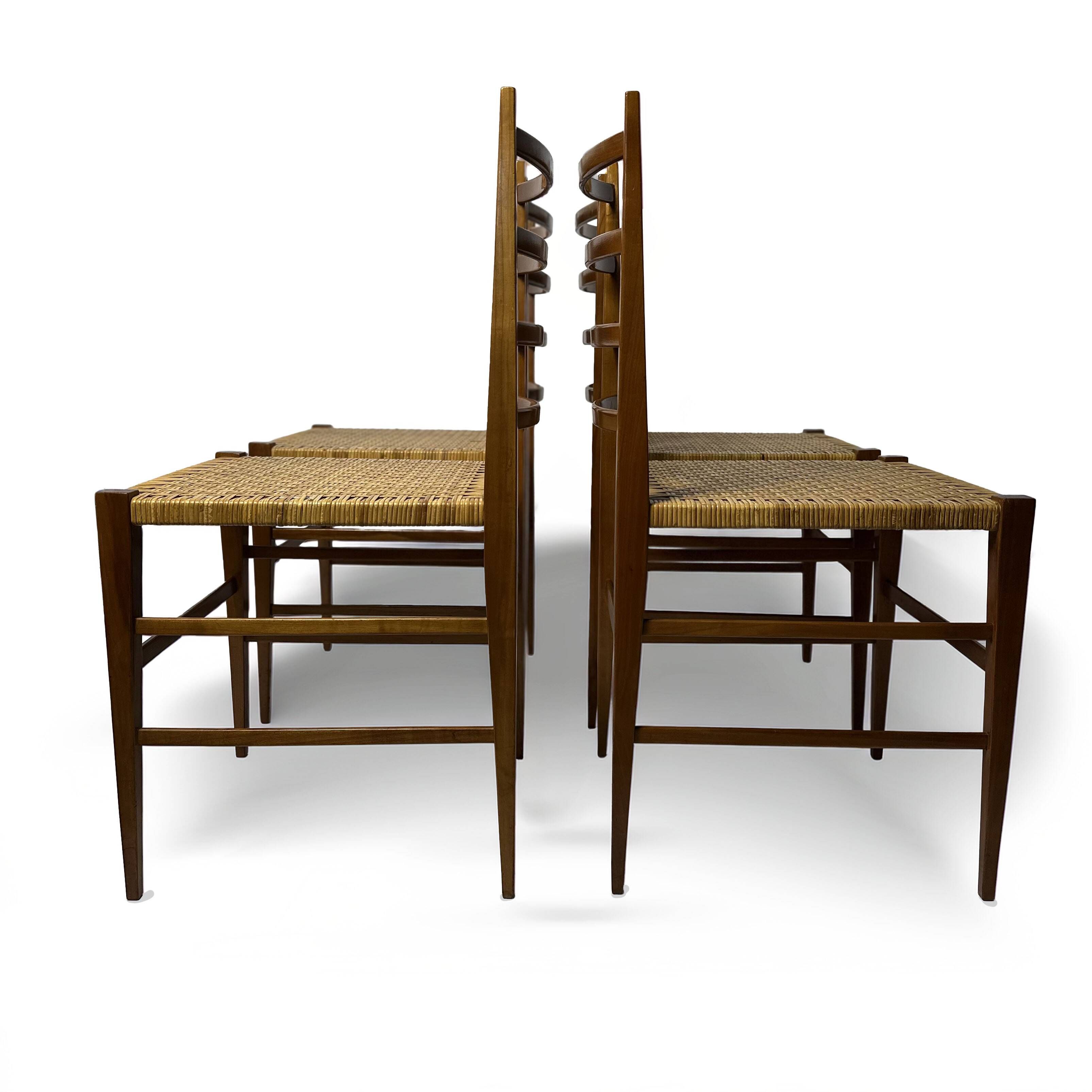 Set of 4 vintage Italian chairs in Superleggera style