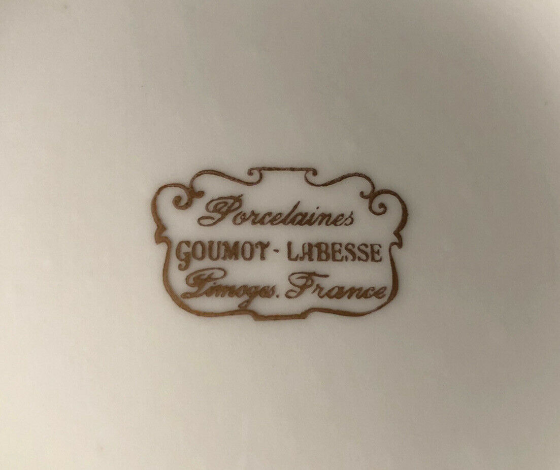 Apothecary porcelain jar from Limoges Goumot Labesse