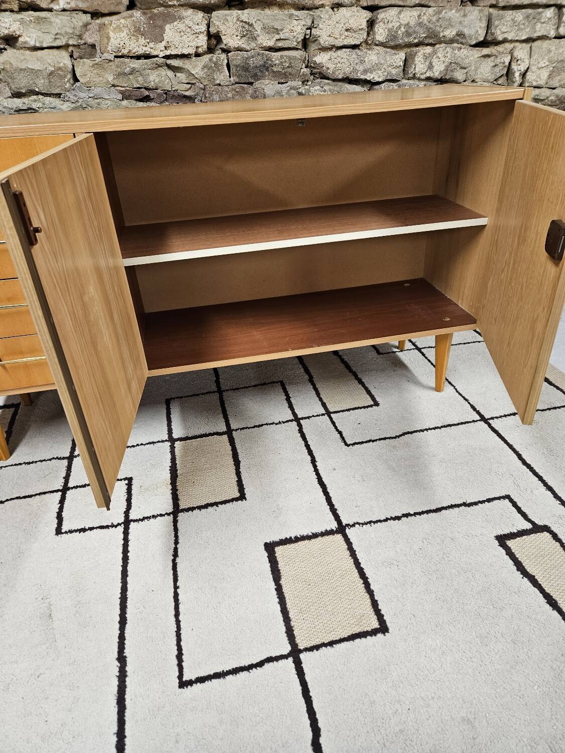 Vintage sideboard 1970 spindle legs