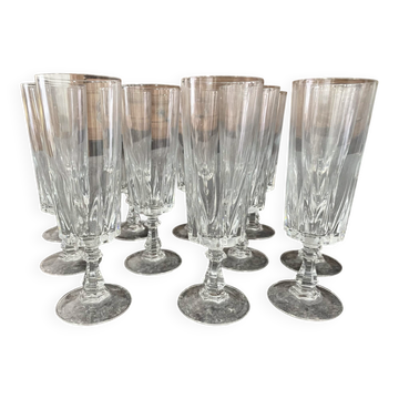 Detailed vintage glass walking service