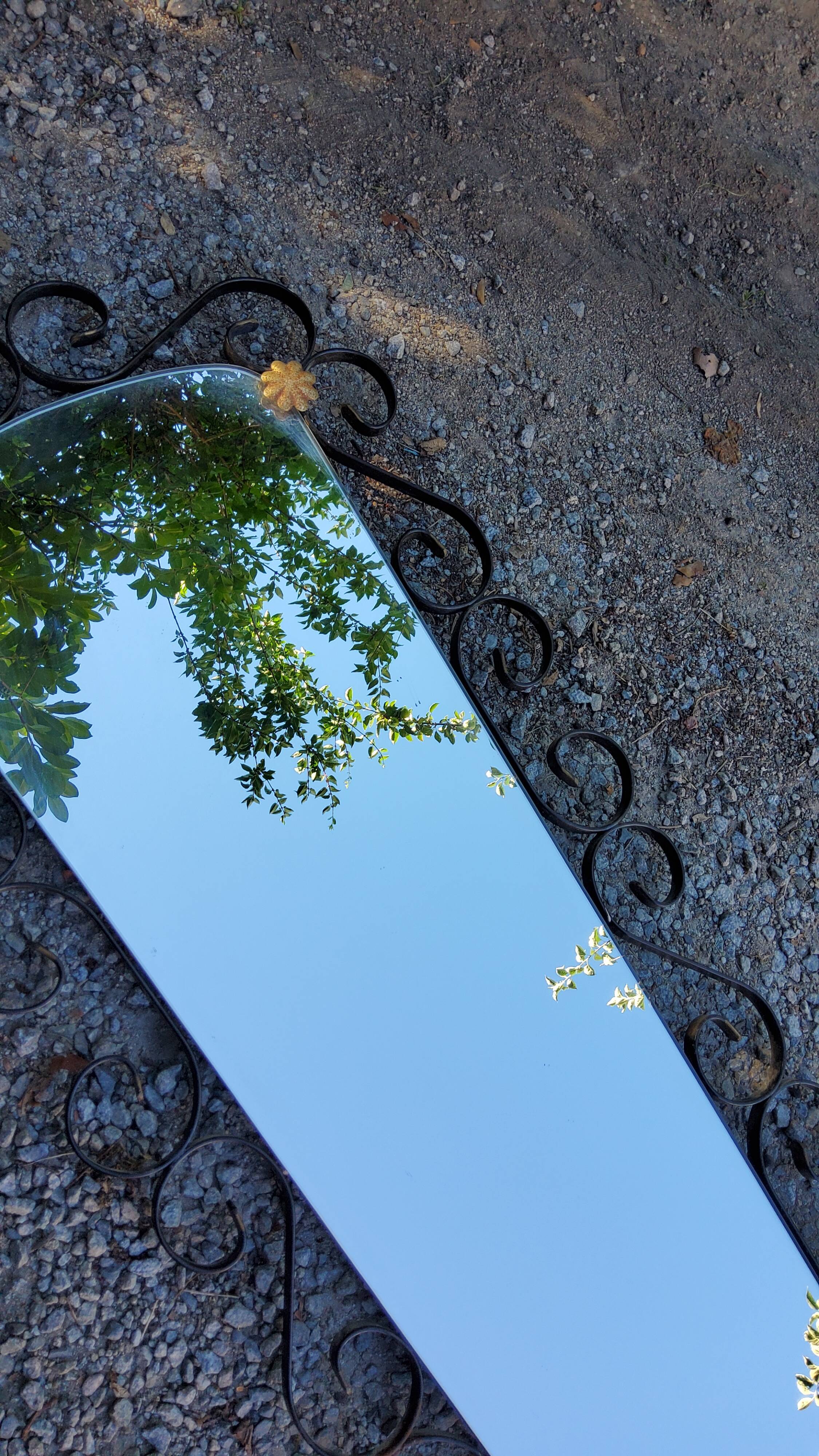 Mirror mirror of the 60s metal black and gold