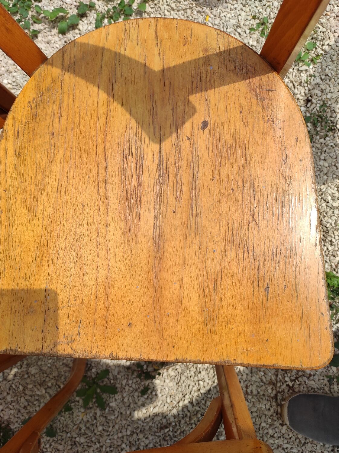 Lot 9 Baumann bistro chairs and Luterma bois bond