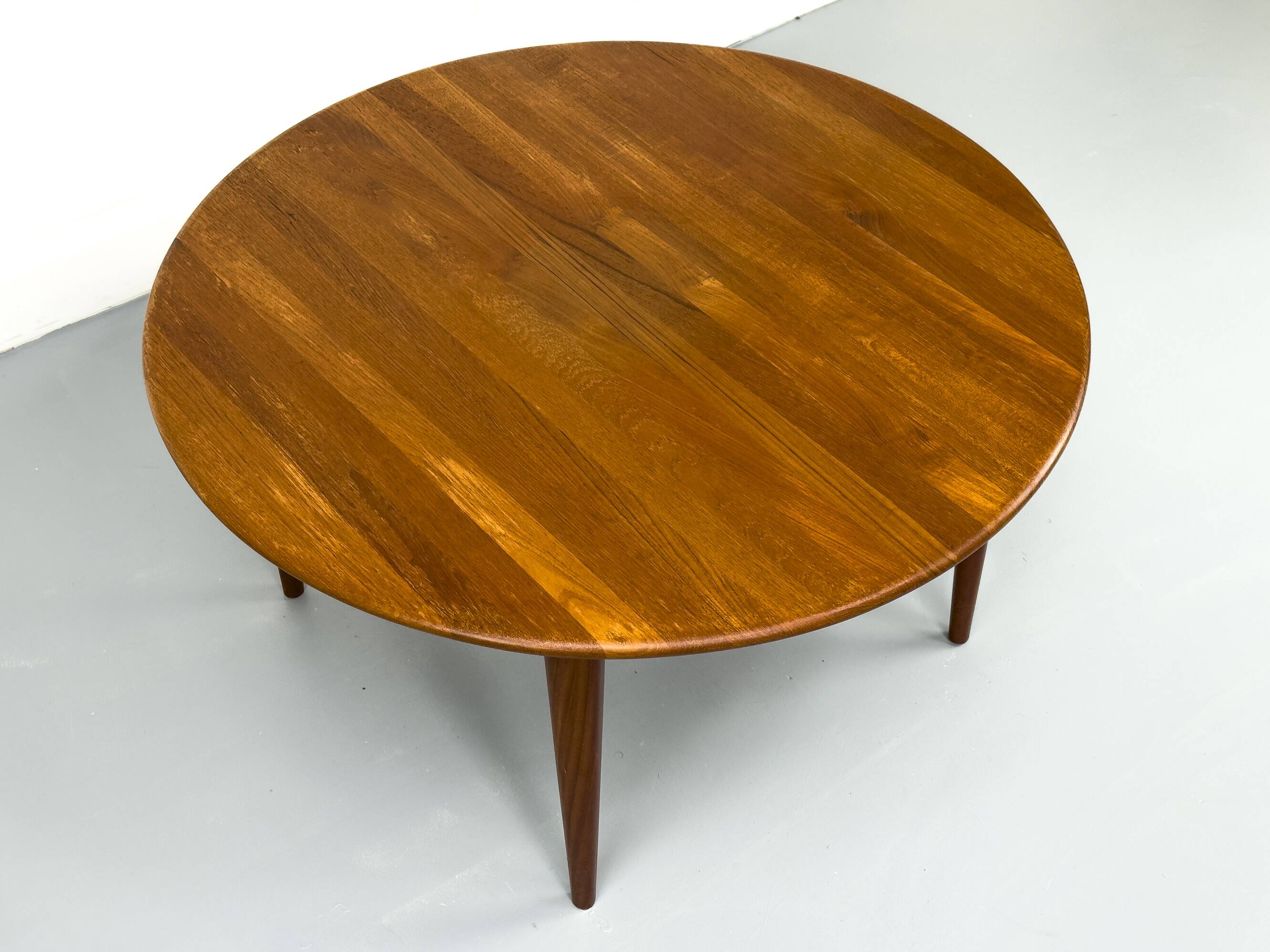 Circular Teak Coffee Table from Mikael Laursen, 1960s