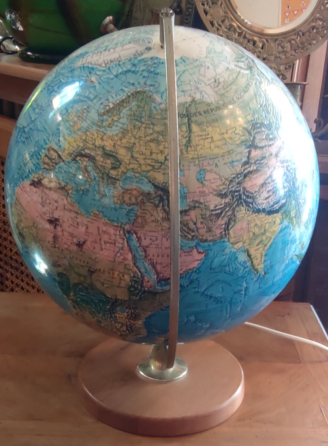 Vintage luminous globe/Scandinavian globe