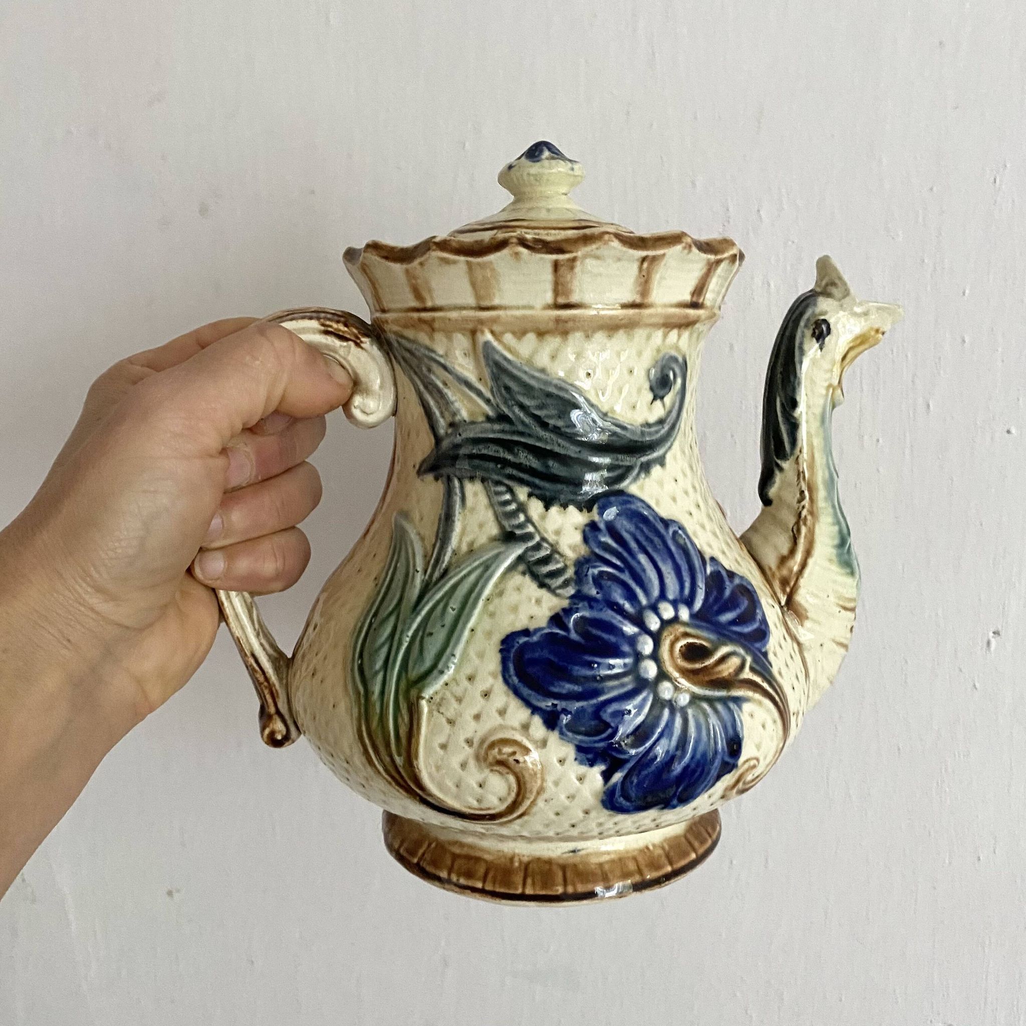 Théière en barbotine Wasmuel Belgique