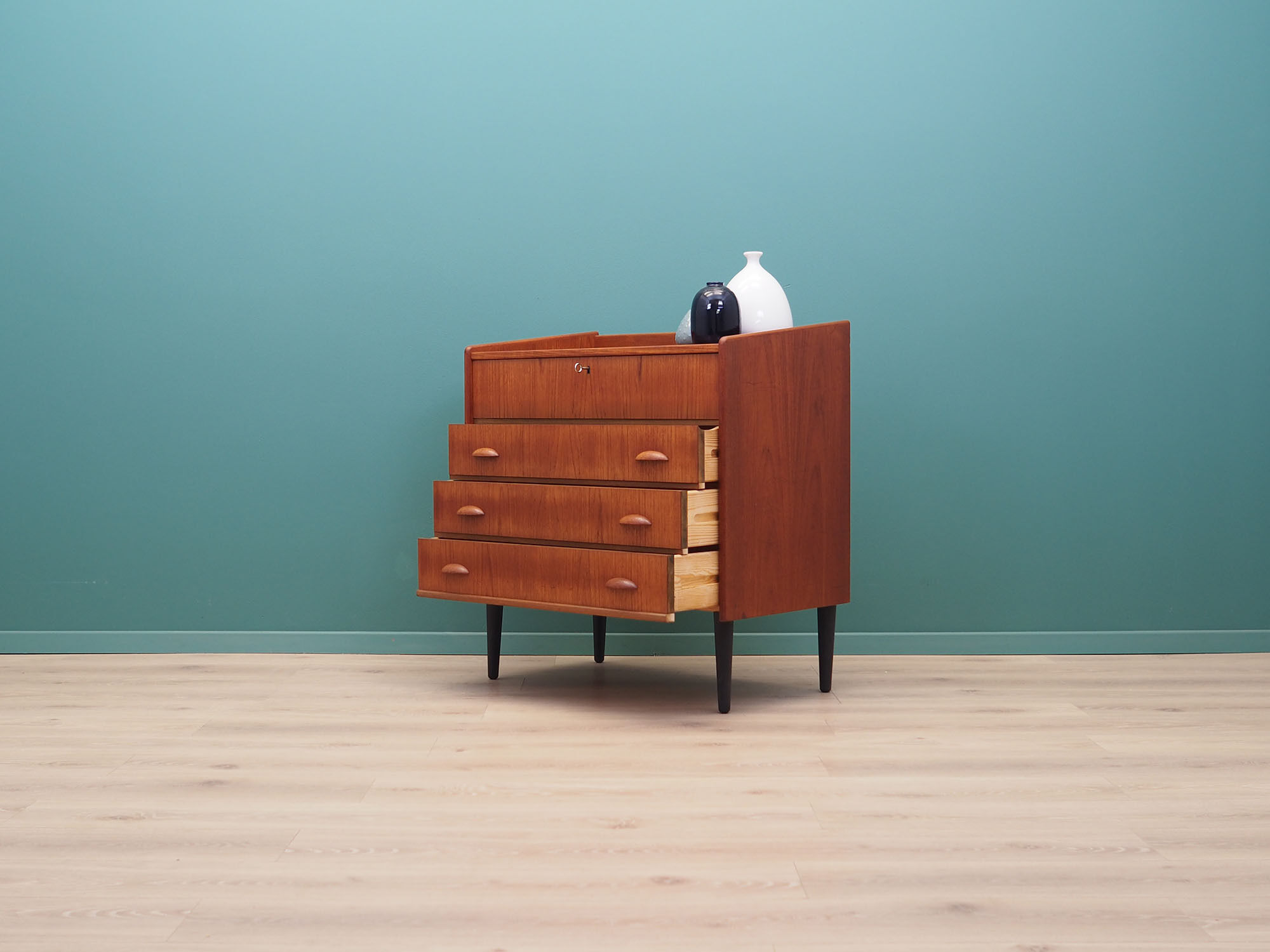 Coiffeuse en teck, design scandinave, années 1960, fabriquée par SW Finland