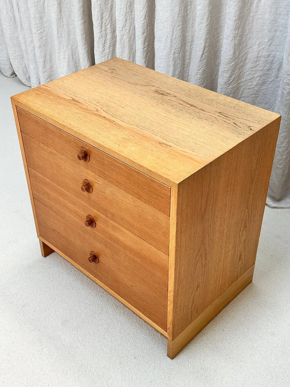 Petite commode en chêne, ‘Öresund’, Børge Mogensen, Andersson & Söner